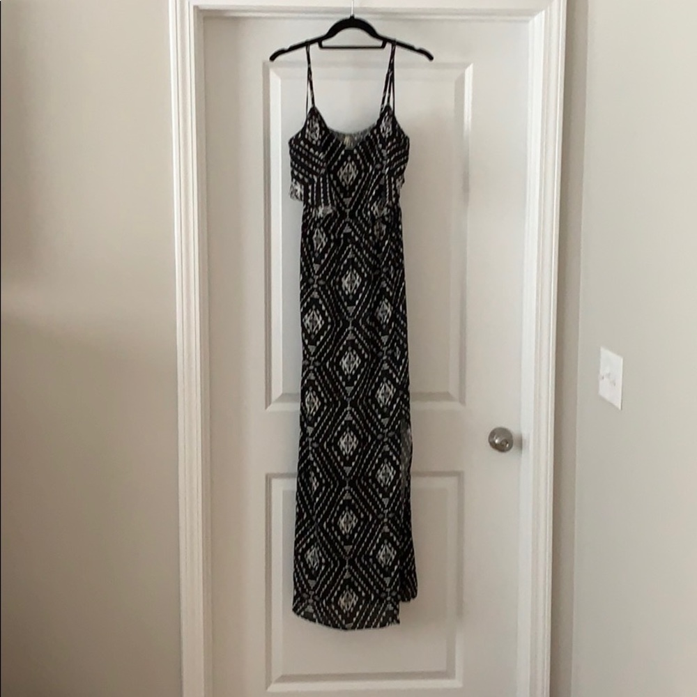 3 for $10🎁 Mudd women’s long dress lightweight